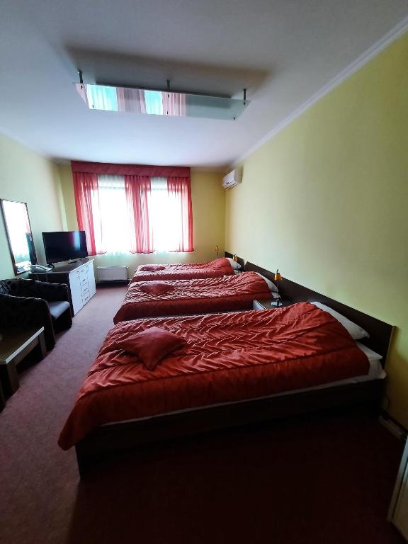 Motel Tiron - Comfort Triple Room