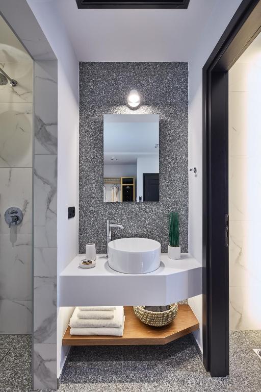 Λιθεία-Lithia - 10