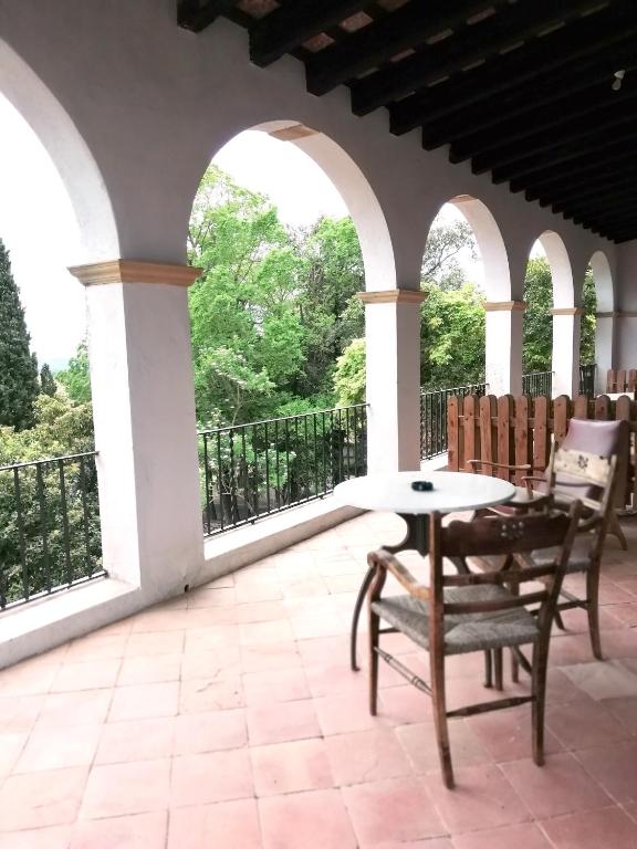 A balcony or terrace at Hostal Rural Mas Blanc