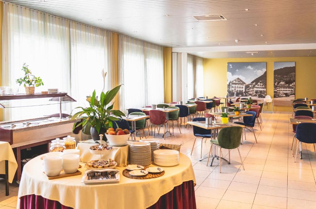 Restaurace v ubytování Tailormade Hotel STANS SÜD