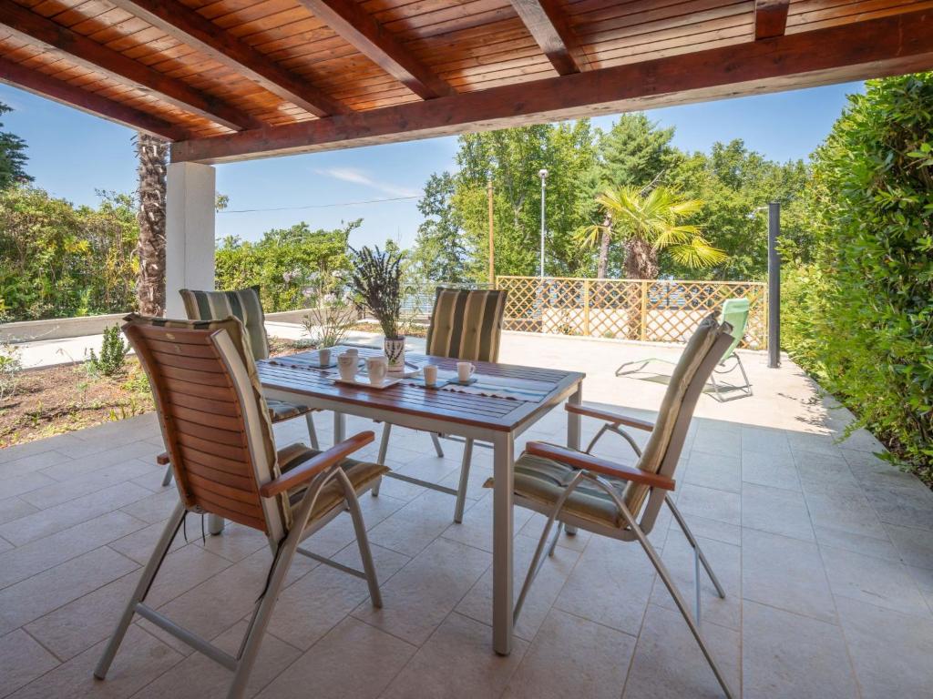 Balkón nebo terasa v ubytování Holiday Home Natali by Interhome