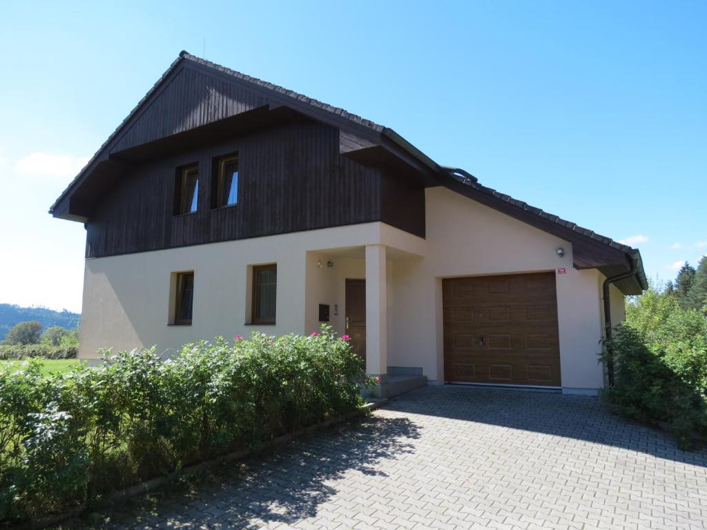 Budova, v ktorej sa vila nachádza