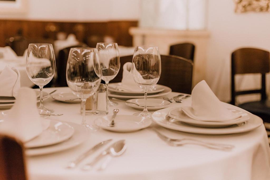 Restaurace v ubytování Hotel Leon