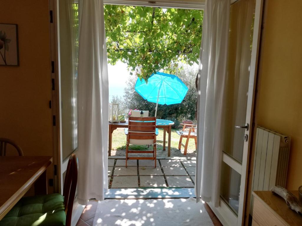 Vonkajšia záhrada v ubytovaní Ariadimare guest house