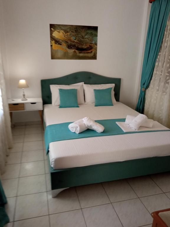 Posteľ alebo postele v izbe v ubytovaní Annas apartment 2 (AgiosNikolaos)