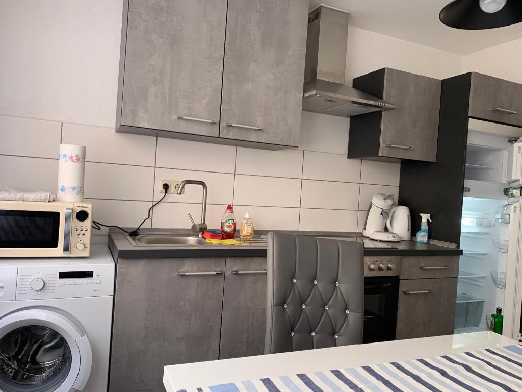 Kuchyň nebo kuchyňský kout v ubytování Schönes Zuhause