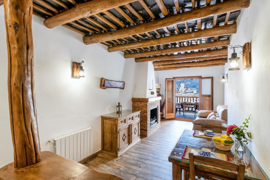 Posedenie v ubytovaní Apartamentos Entre Senderos