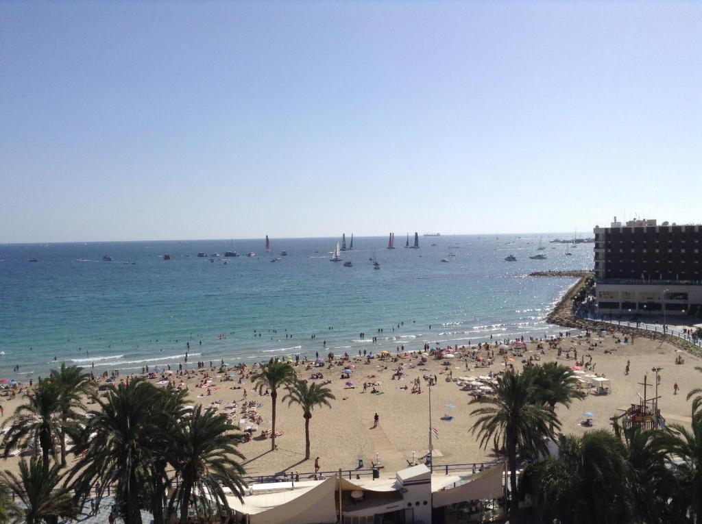 Fotografie z fotogalerie ubytování Ático Loft en frente al mar terraza vista espectacular v destinaci Alicante