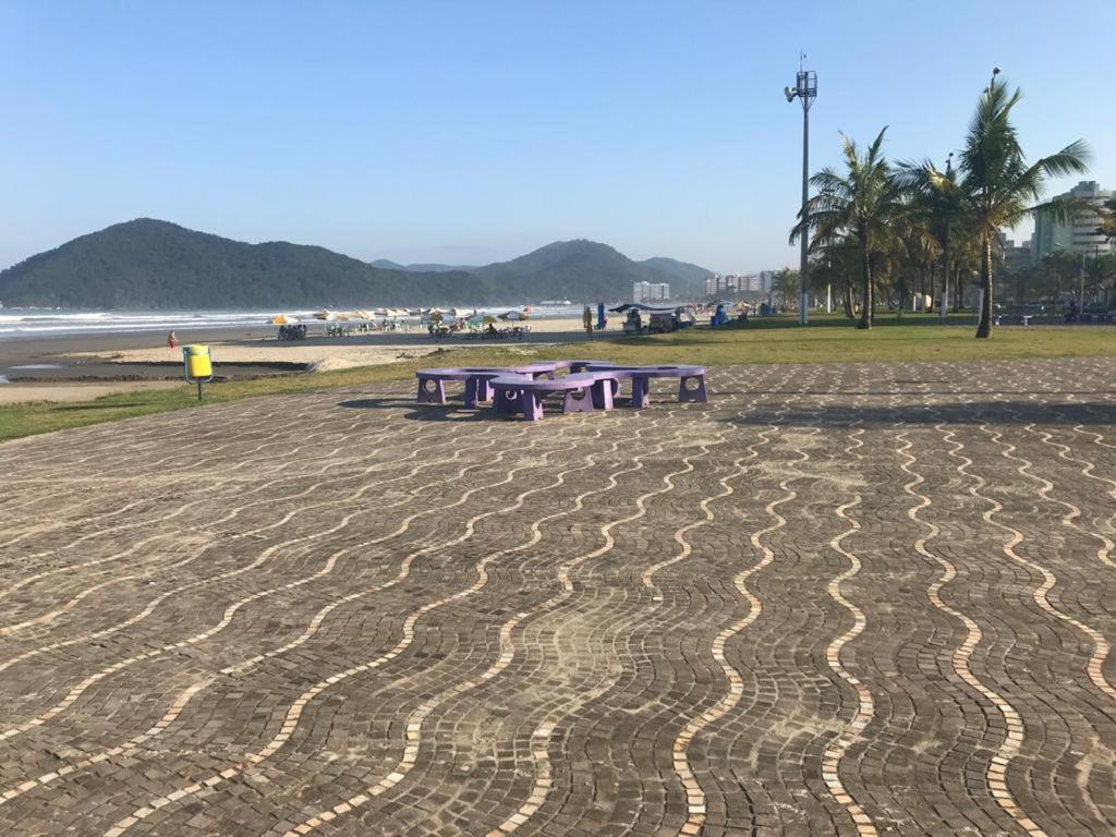  Apto Frontal ao Mar com Internet e TV