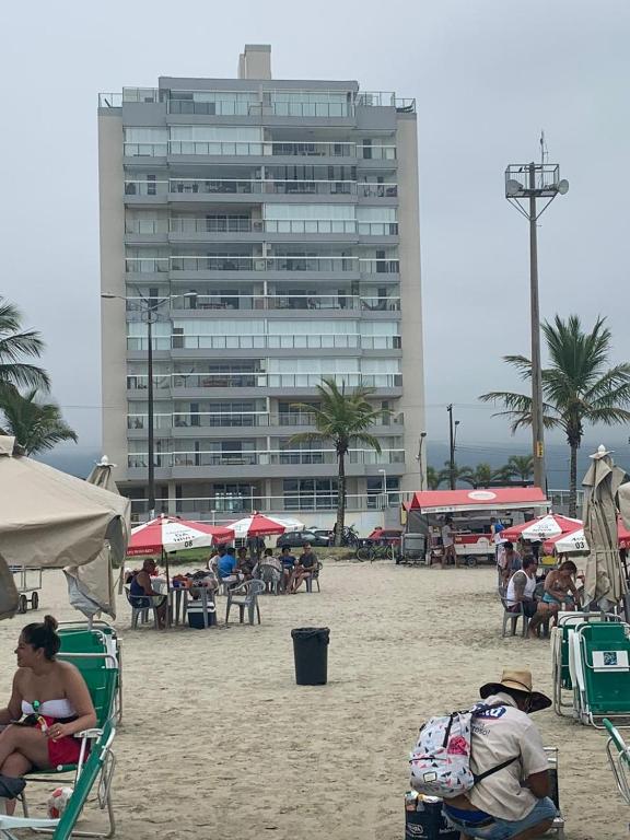  Apto Frontal ao Mar com Internet e TV