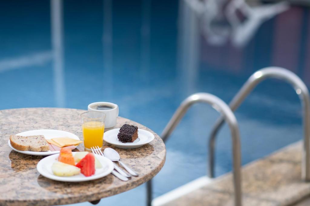  Rede Andrade Cecomtur