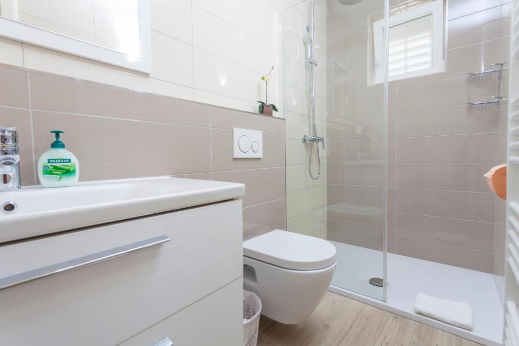 Koupelna v ubytování Apartments & Rooms Alagić