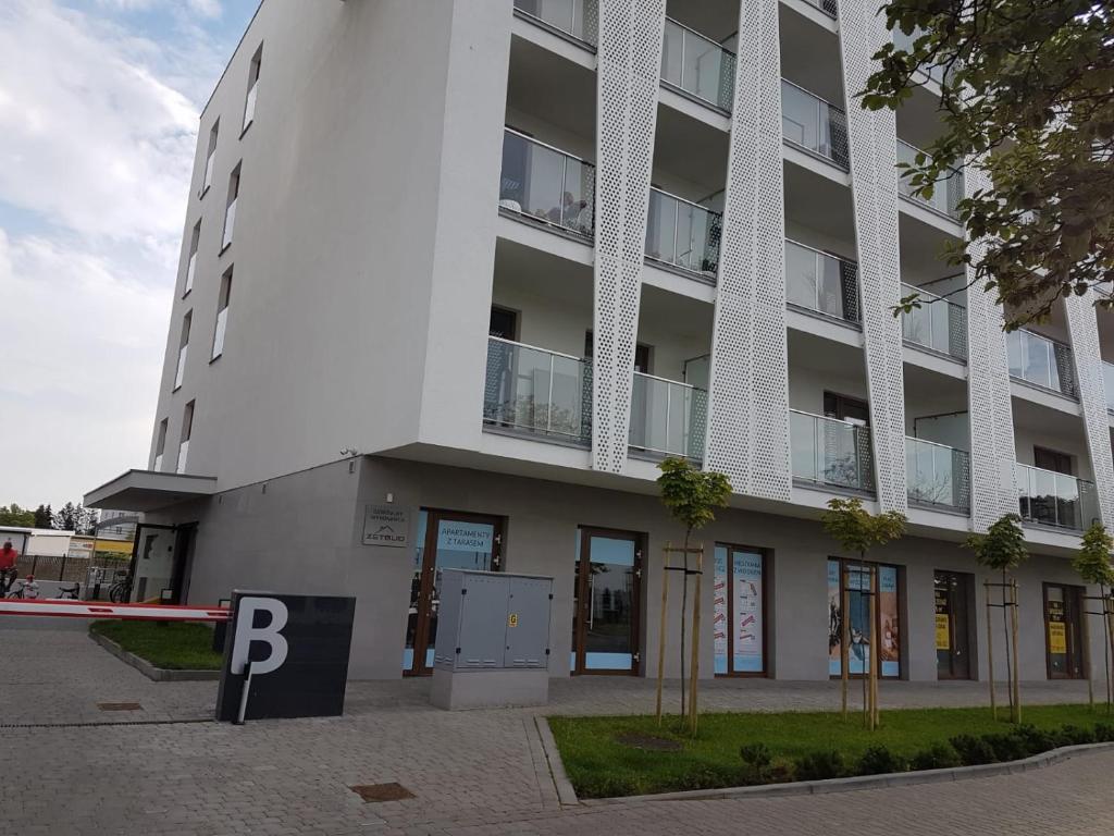 Budova, v ktorej sa apartmán nachádza