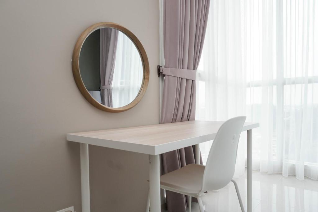 Lavish 1BR at Ciputra International Apartment By Travelio - One-Bedroom Apartment