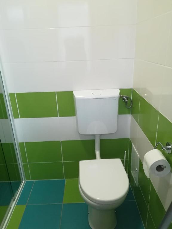 Koupelna v ubytování Négy Tücsök Vendégház