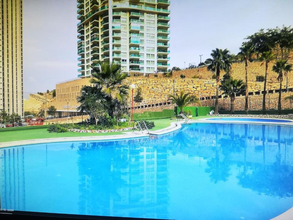 https://cf.bstatic.com/xdata/images/hotel/max1024x768/269482847.jpg?k=d2ee9458e18b4151e7e5de7a7e6069e50e8e7e107ceeae413d8340ed6377af87&o=&hp=1