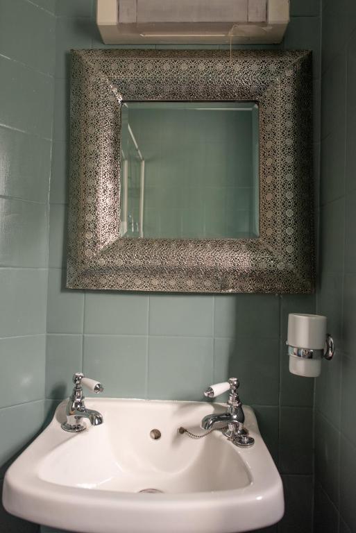 Ванная комната в Clovelly Guest House