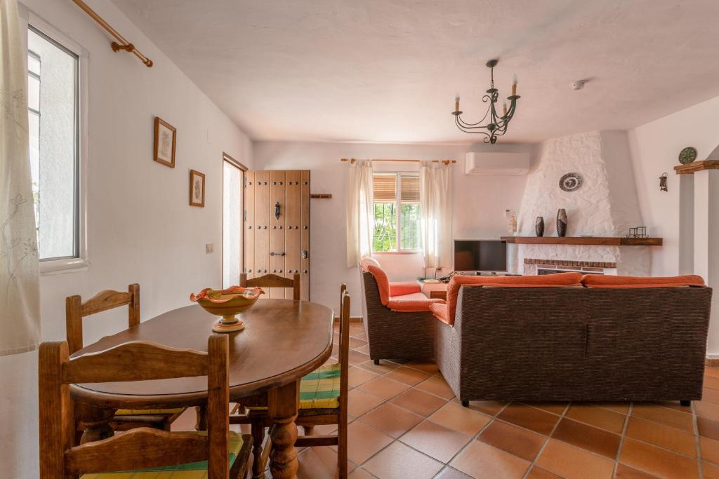 Posedenie v ubytovaní Cortijo Encarni