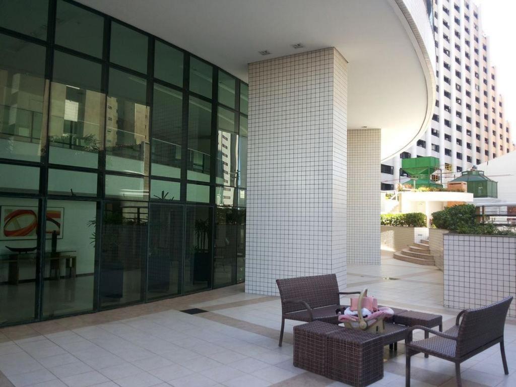  Apartamento vista MAR 2 quartos !!! 1 quadra da beira mar