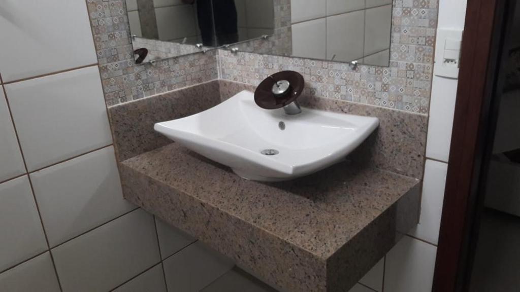  Casa com piscina Martim de Sá