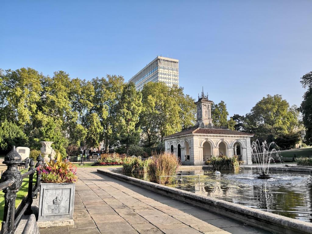 Lancaster Hall Hotel - Resim 13