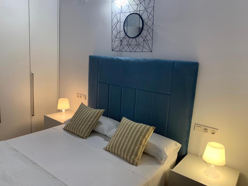 Renthas Apartamentos Rafael Premium, Alicante – Prezzi ...