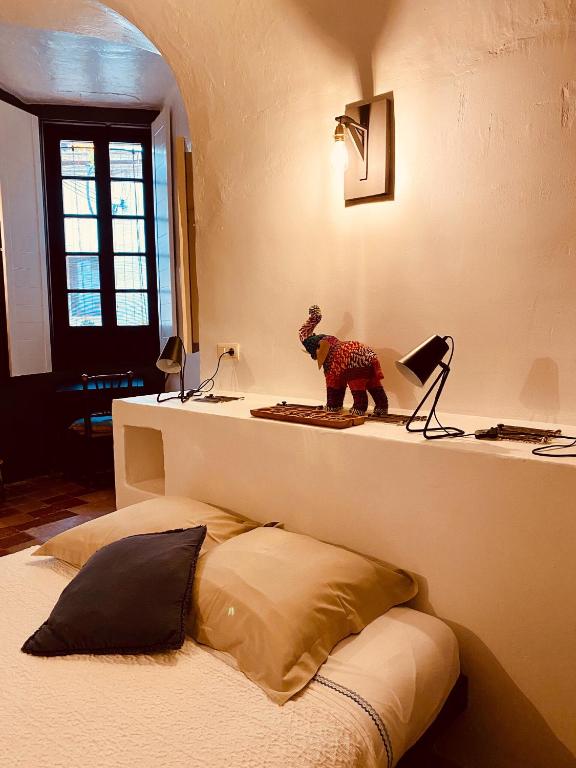 Casa Migdia - Large Double Room