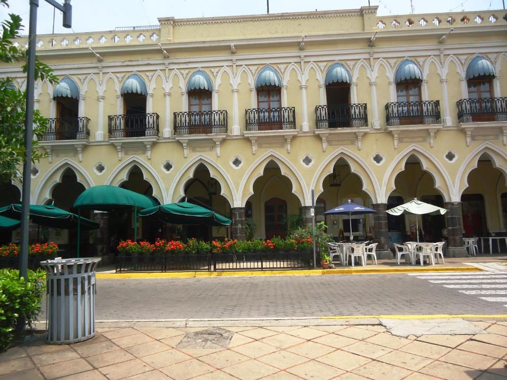 Hotel Concierge Plaza Colima, Colima
