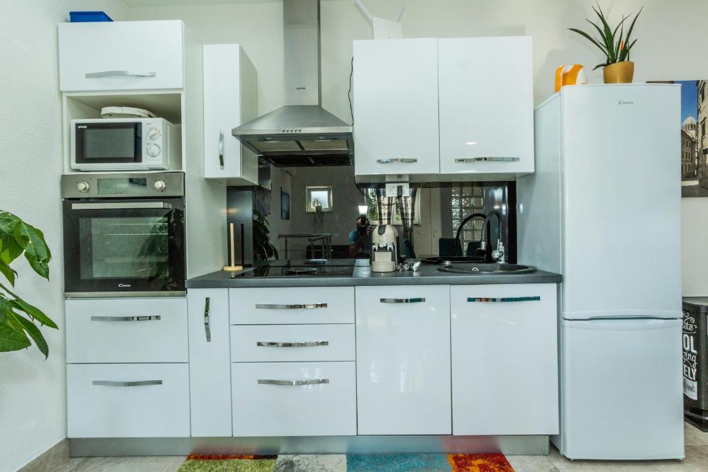 Bluesun Sibenik Apartments - Apartamento De Tres Habitaciones