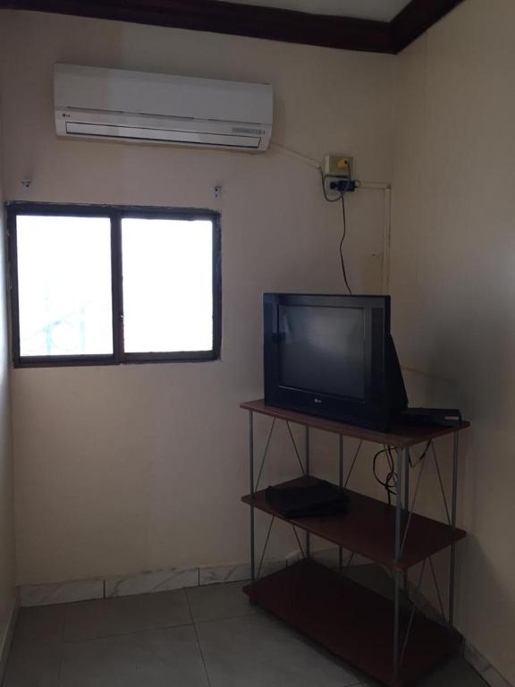 TV a/nebo společenská místnost v ubytování Hotel Fika Guayaquil