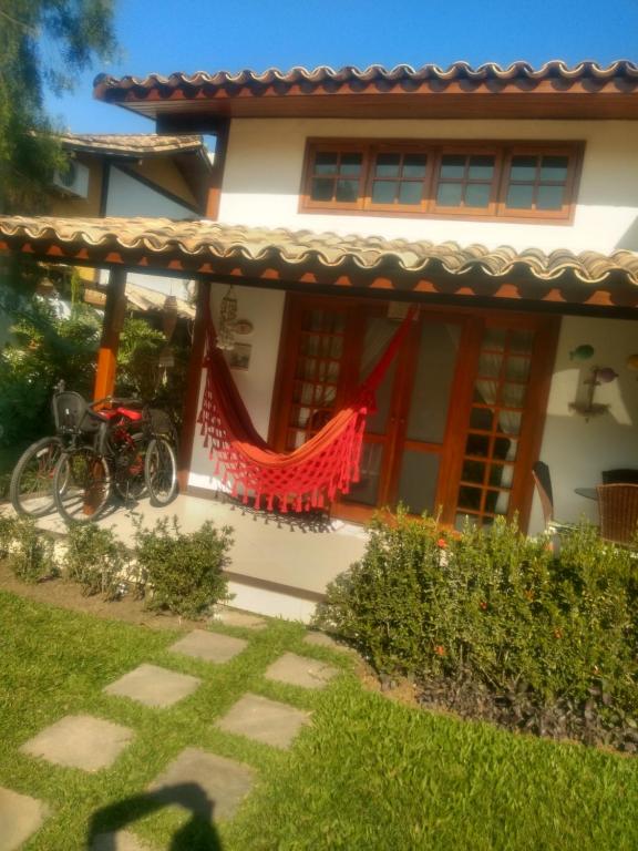  CASA EM ÓTIMO CONDOMINIO DE BUZIOS