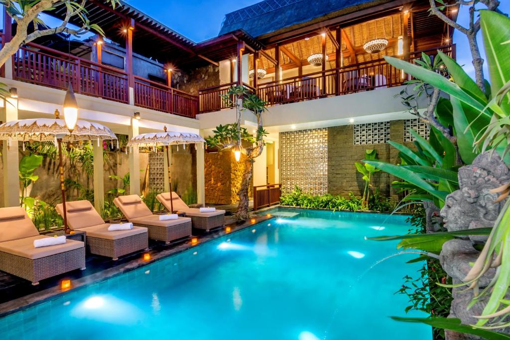 Bazén v ubytování Bumi Muwa Ubud Katiklantang nebo v jeho okolí