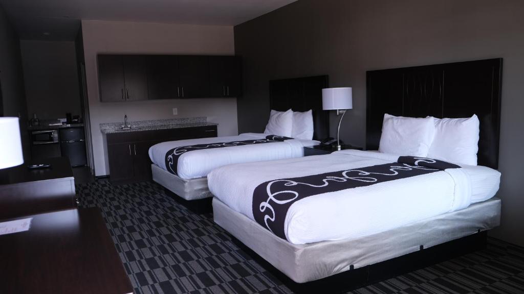 Catoosa Inn & Suites photo