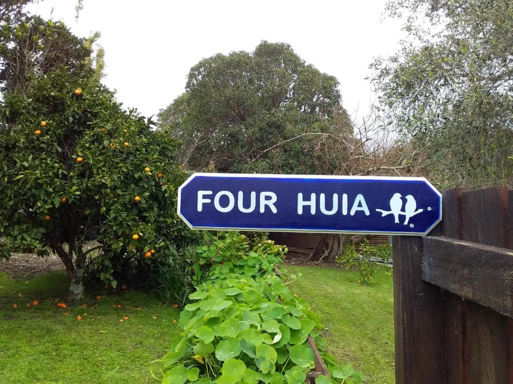 Fotografie z fotogalerie ubytování Four Huia v destinaci Oneroa