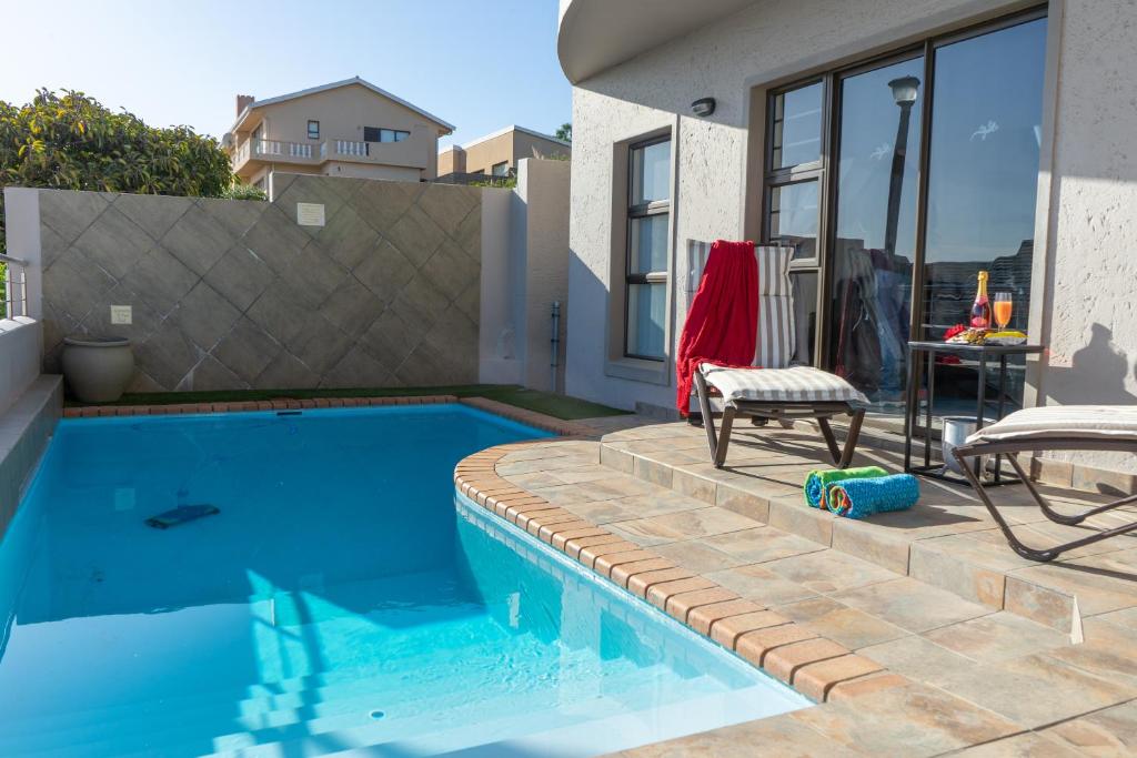 Bar-t-nique Guest House - Image 6