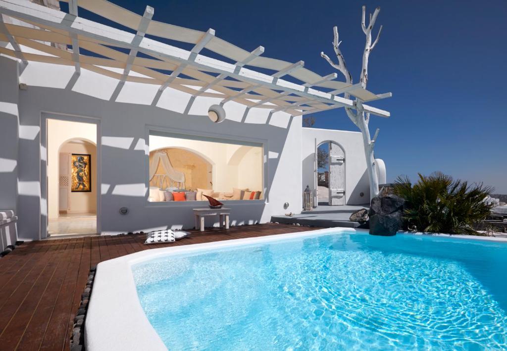 Sundlaugin á Athermi Suites - Adults Only eða í nágrenninu