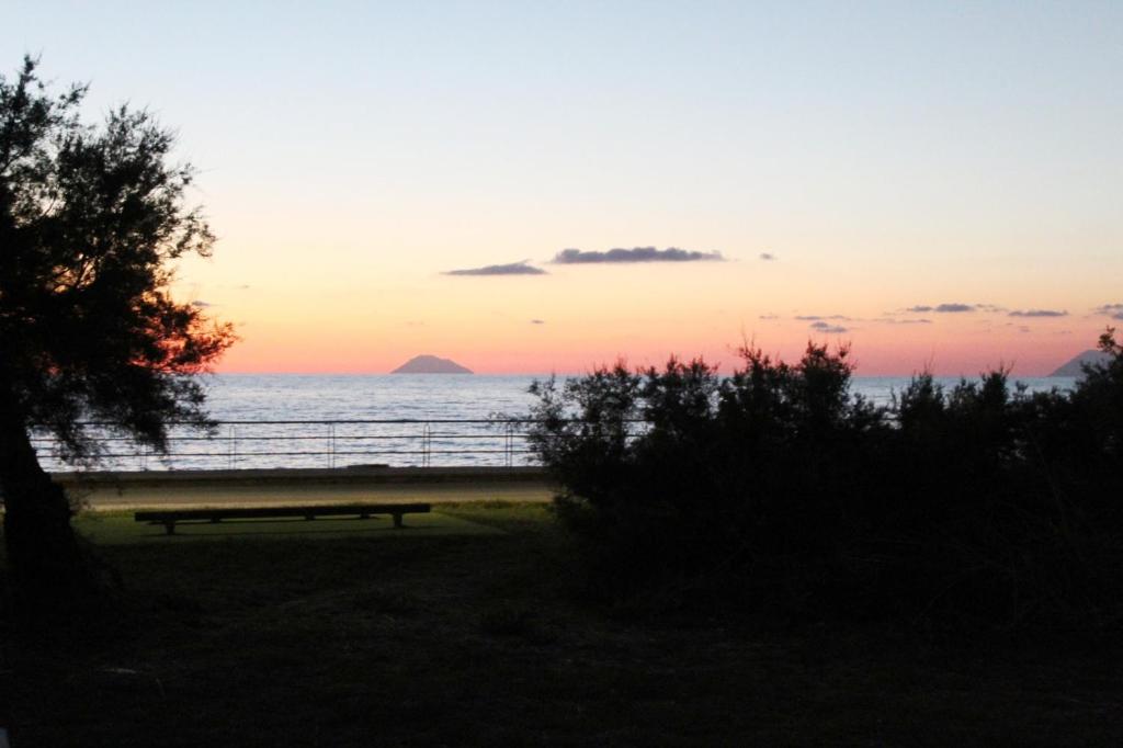 90 secondi dal letto al mare - Apartamento Con Vista Al Mar