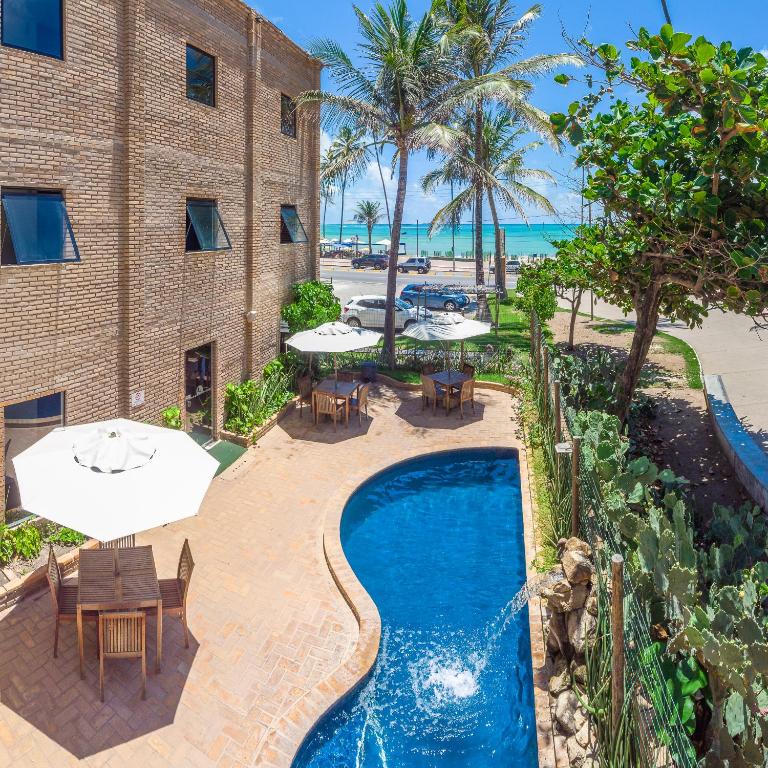  Cais da Praia Hotel