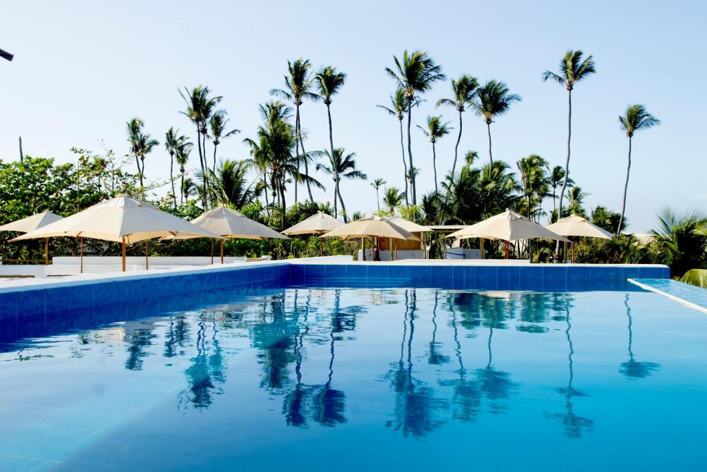 Hồ bơi trong/gần Pousada Chez Toi