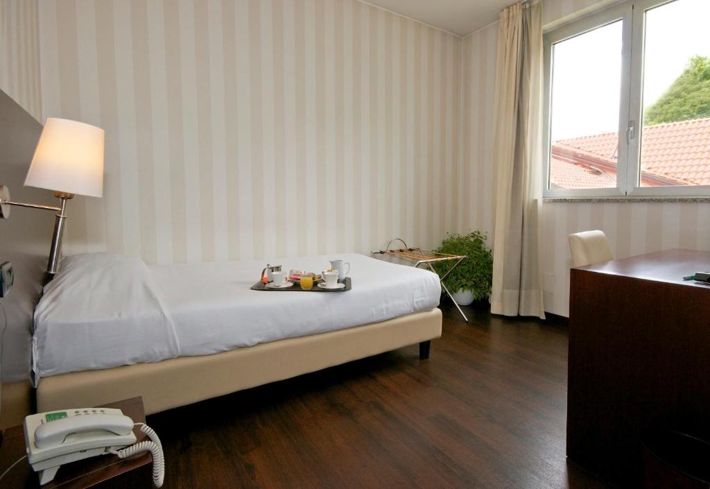 Hotel 2C - Single Room