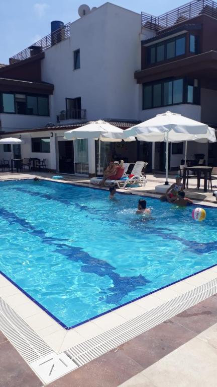 Bazén v ubytování Oyster Boutique Hotel nebo v jeho okolí