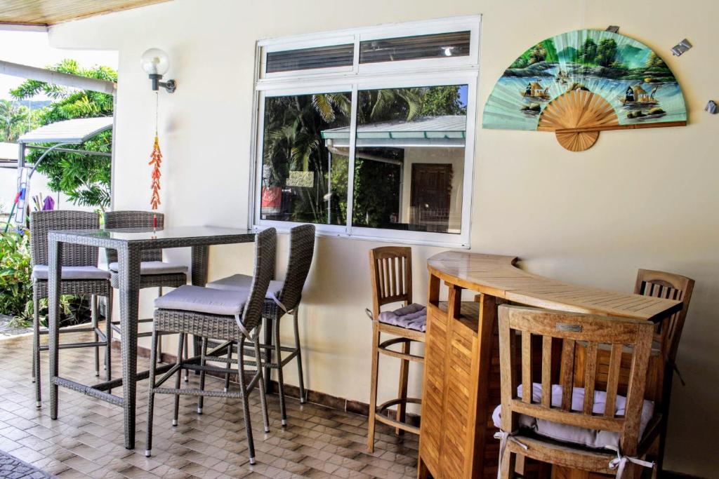 TAHITI - Sanny's Place Family Room & Poo - photo 5 - Tahiti, Polynésie