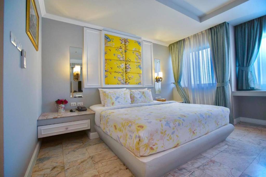 At Pingnakorn Nimman Hotel - Resim 13