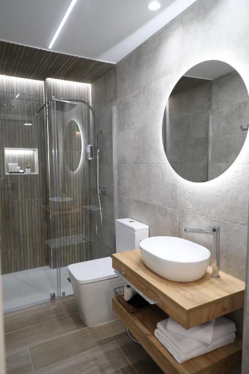 San Vicente Apartments - 16