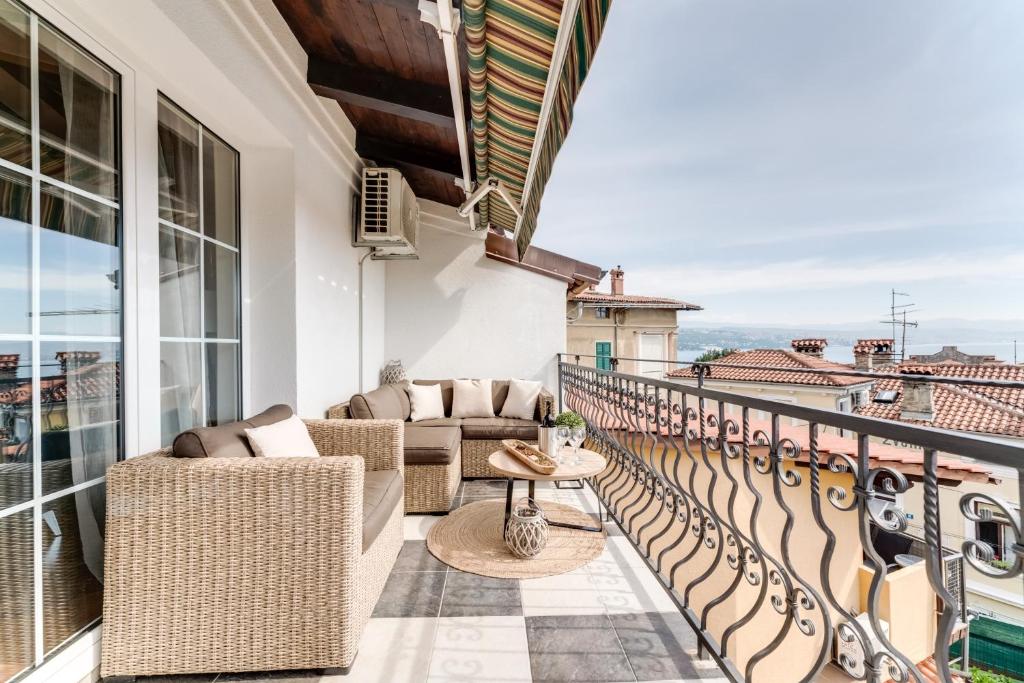 Balkon lub taras w obiekcie Luxury Apartment Regina