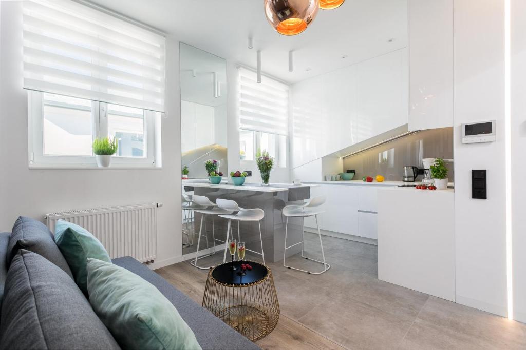 Kuchyňa alebo kuchynka v ubytovaní MY KRAKOW Apartments - Rakowicka