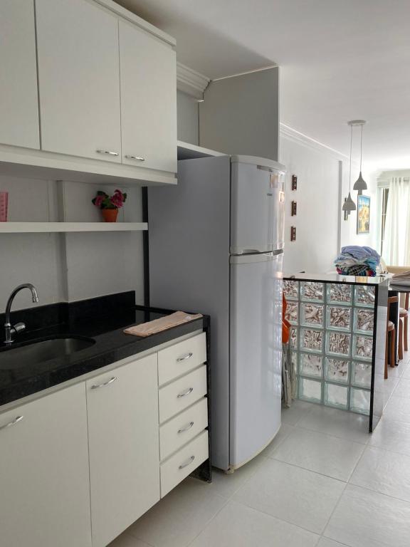  Condôminio Porto Residence AP 01