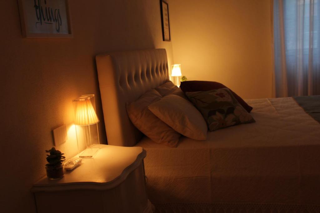 Postel nebo postele na pokoji v ubytování MY BED affittacamere
