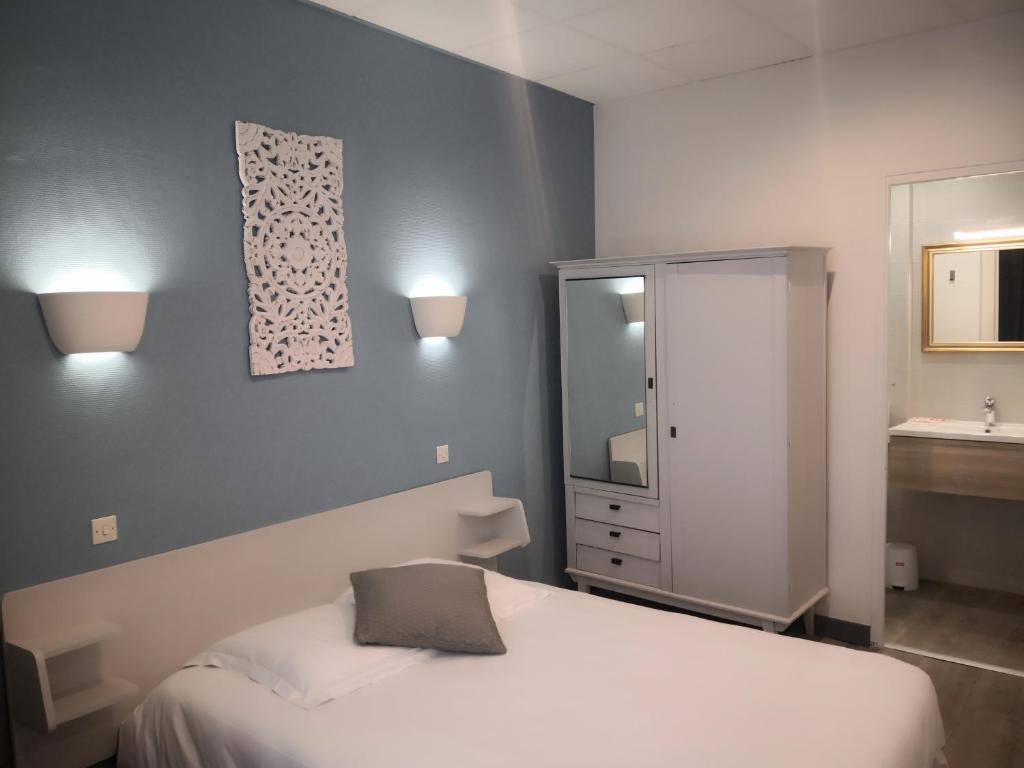 Grand Hôtel De La Poste - Familienzimmer (2 Erwachsene + 2 Kinder)