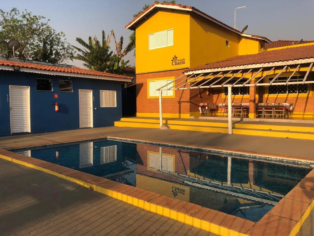  Pousada Charm
